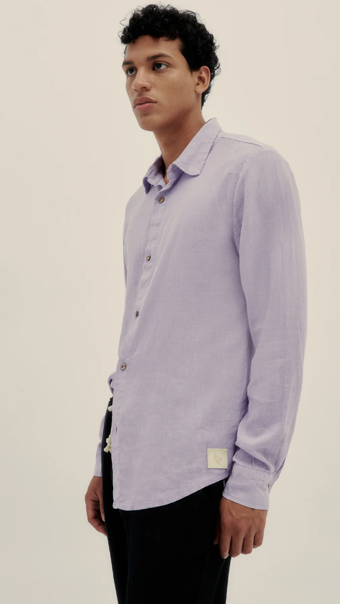Look atrevido con pantalones chinos de Polonio UY